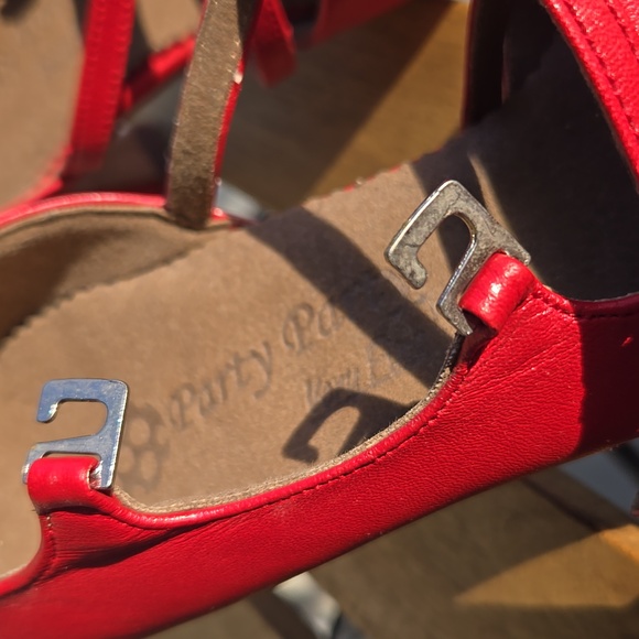 Very Fine PP201 Red 3” Cuban Heel Salsa Latin Dance Shoes 6.5 - Picture 16 of 17